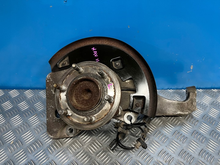 фото №1, Lincoln navigator ii 03- поворотный кулак левый перед