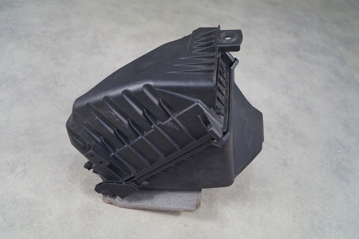 фото №5, Корпус фільтра повітря audi a4 b6 2.0 fsi