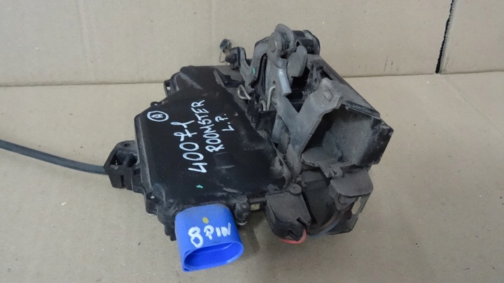 фото №6, Roomster замок дверь левый перед 8 pin