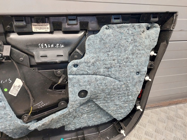фото №5, Tesla модель s 600607110h перед левая обшивки дверь