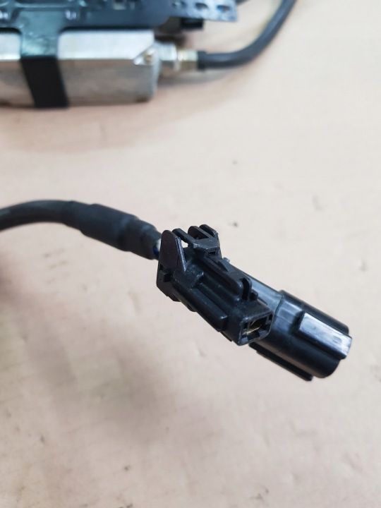 фото №8, 2x универсальные преобразователи ксенон philips hid 10r-02049