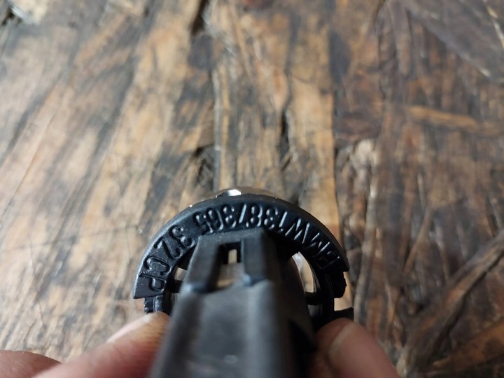 фото №12, Тримач лампочки лампи задній bmw e36 1387365