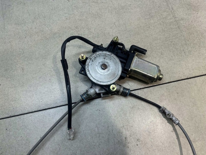 фото №6, Підйомник скло ліве зад mazda mpv 2.0 d 1174039a