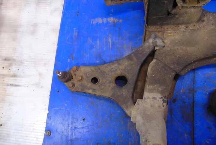 фото №6, Mercedes w245 подрамник двигателя