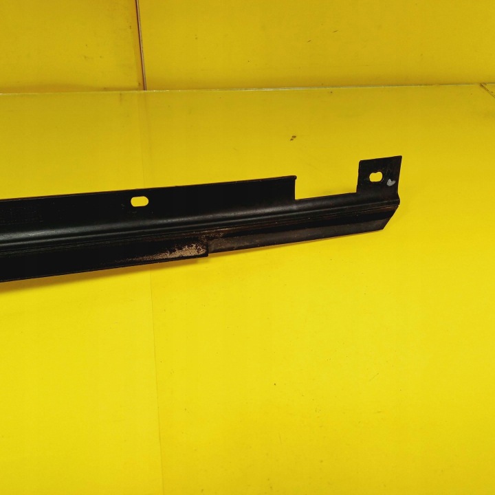 фото №10, Молдинг накладка правое перед audi a4 s4 b5 8d 8d0837478 nr88