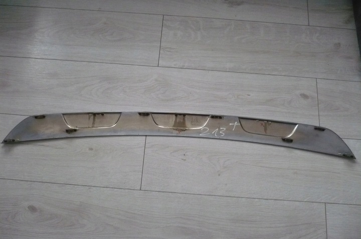 фото №9, Mercedes a w213 планка хром накладка бампер зад