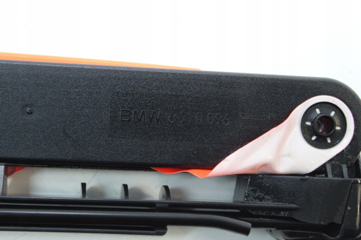 фото №5, Треугольник предупредительный bmw 1 e87 e81 e90 6770096
