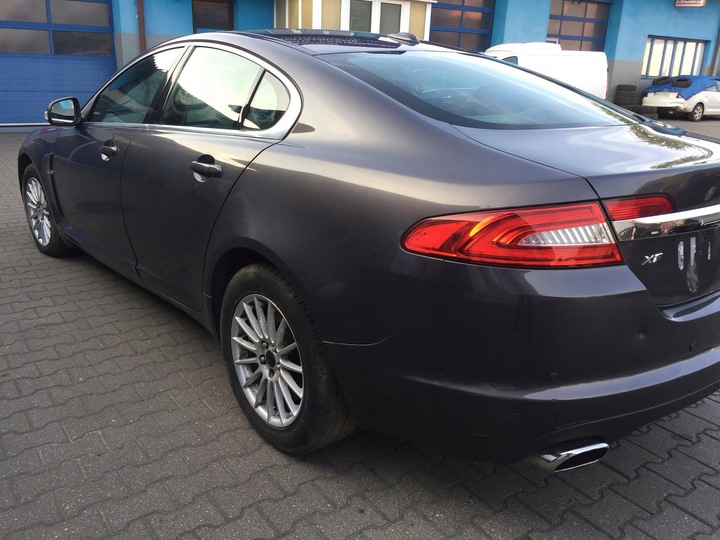 фото №1, Jaguar xf 07- чверть крило лівий зад leg