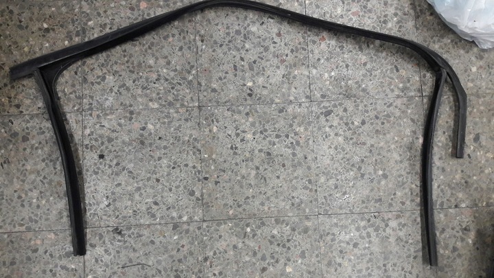 фото №6, Прокладка rzwi правий перед ford focus mk2