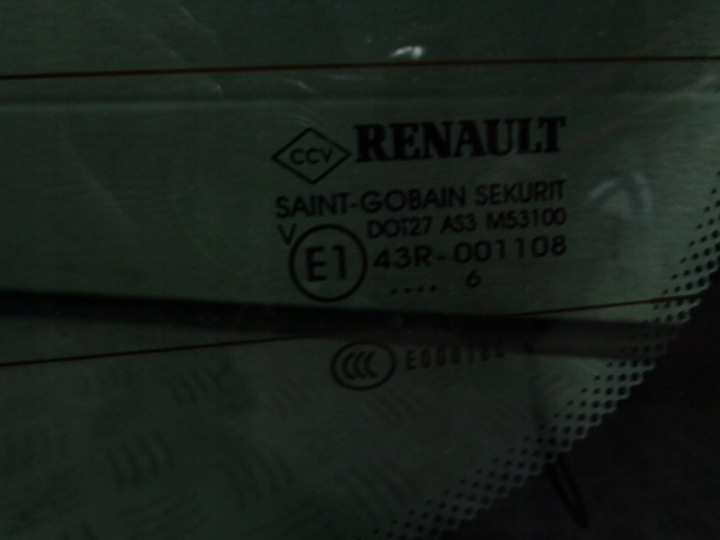 фото №2, Renault zoe 2016 стекло крышки зад задний