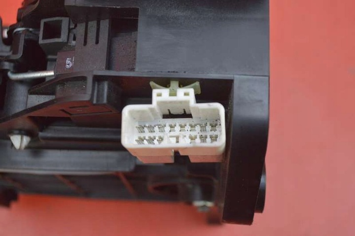 фото №8, Выборщик домкрат коробки передач автомат 36700-35000 ssangyong tivoli 1.6 e-xgi