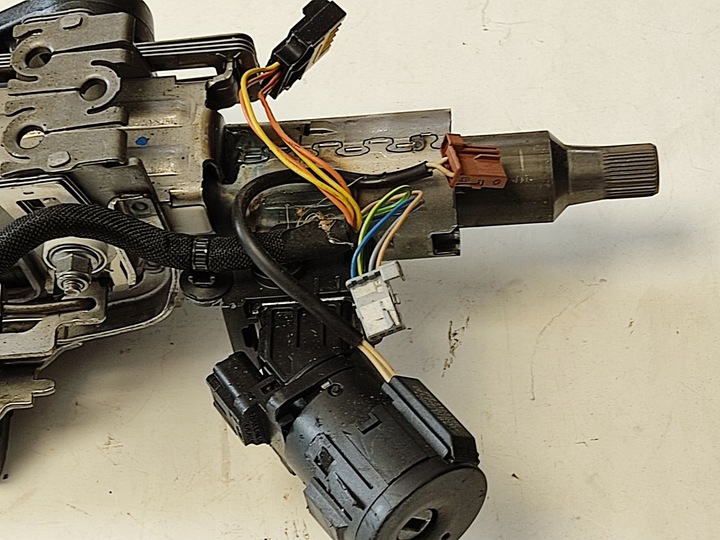 фото №8, Колонка рулевая citroen c3 b618 з 2017 года 98357048zd 9823194477