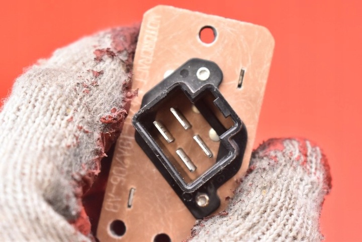 фото №7, Резистор воздуховод резистор резистор f4zh-19a706-ab mazda tribute 1 i 00-04