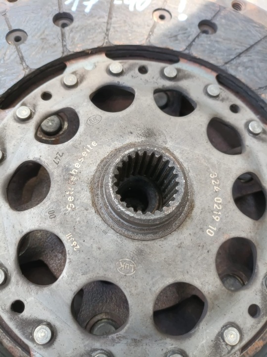 фото №8, Audi a4 b6 сцепление диск прижим двухмассовый маховик 2,4 bdv 078105266ah 17-40