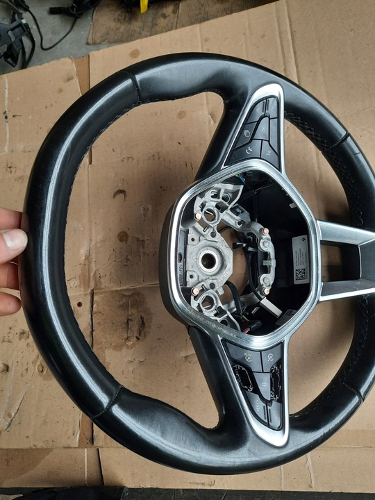 фото №11, Clio v 1.5dci руль