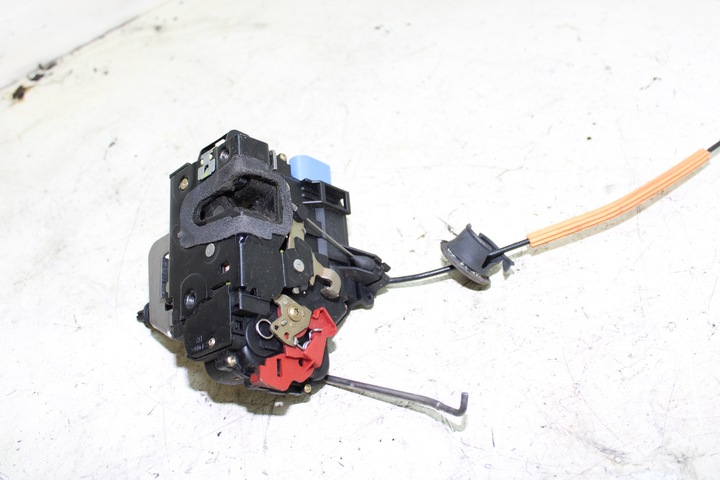 фото №4, Замок дверь правый перед audi a8 d3 4e2837016 9 pin