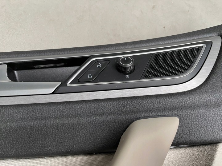 фото №5, Vw golf sportsvan обшивки салона (дверные карты) левые перед 517867011m dgy 517867011mdgy