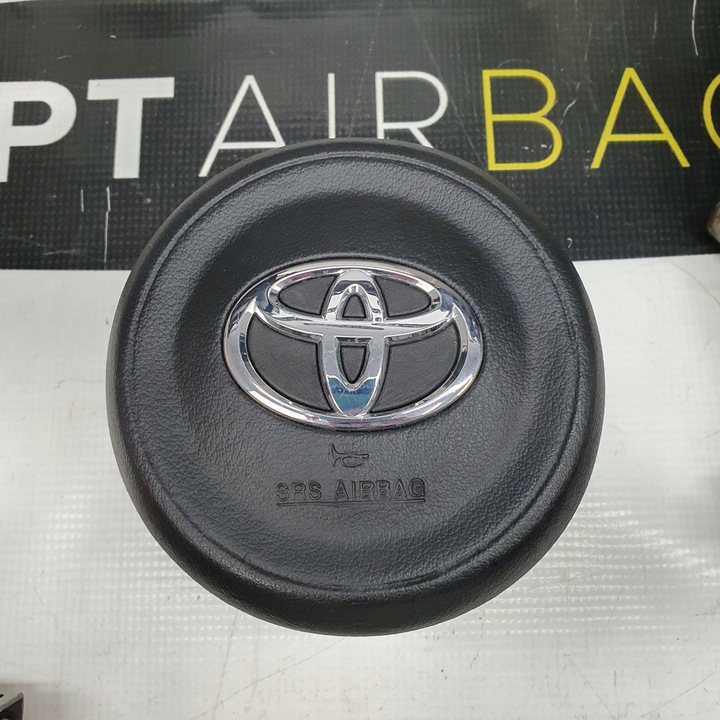 фото №8, Yaris iv 4 cross панель консоль подушки ремені подушка безпеки