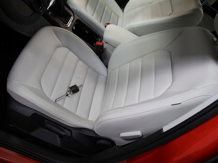 фото №9, Vw golf sportsvan сиденья обшивки кожа белая 2017r