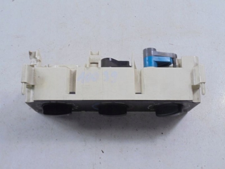 фото №6, Berlingo i панель управление nawiewu0 30807d рестайлинг