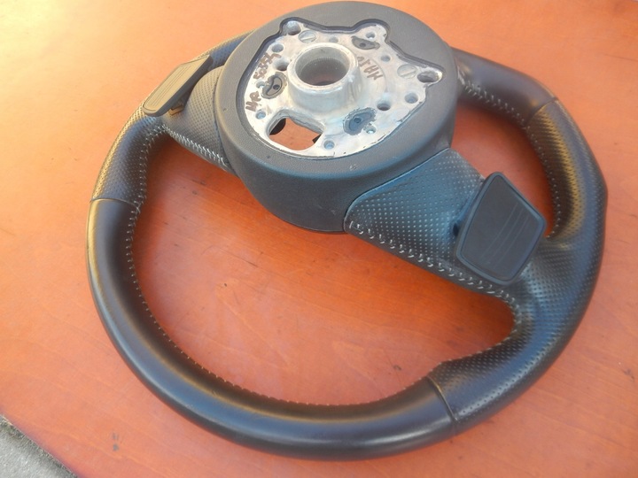 фото №16, Кермо audi a4 8w b9 s-line пелюстки