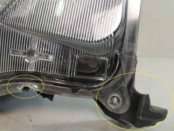 фото №6, Toyota hilux viii 7 рестайлинг фара правый лампа перед правая 811100kk60