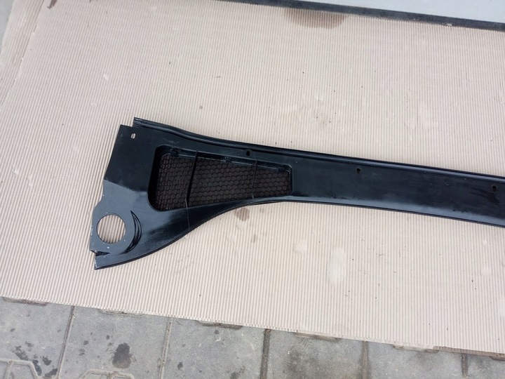 фото №6, Ford focus mk3 2011-18r. - панель под лобовым стеклом верхний