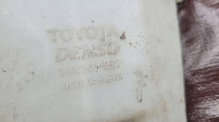 фото №7, Toyota hilux vii бак бачок склоомивача // 146