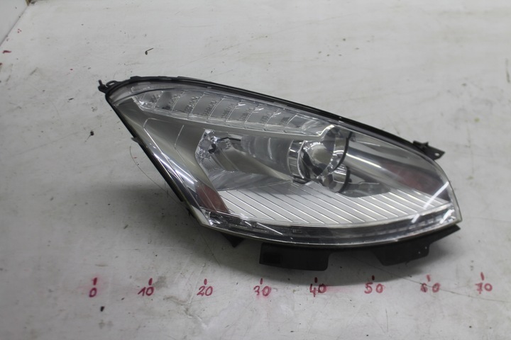 фото №1, Лампа правые перед передняя citroen c4 picasso i рестайлинг 10-13 англичанин