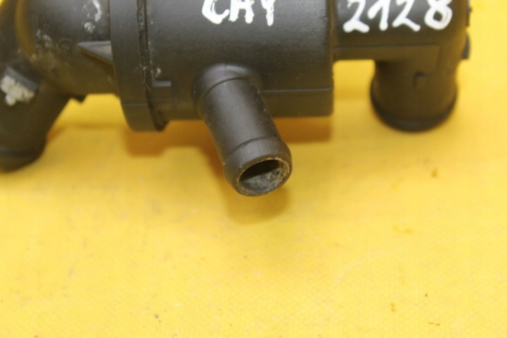фото №4, Корпус термостата 03l121111ae golf vi 1.6 tdi