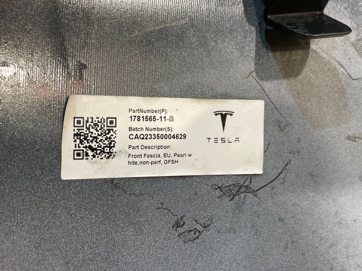 фото №11, Tesla модель 3 рестайлинг 23- highland бампер перед передний