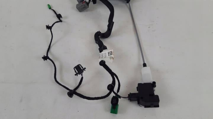 фото №6, Volvo xc40 подголовник зад 31447997, 31498361