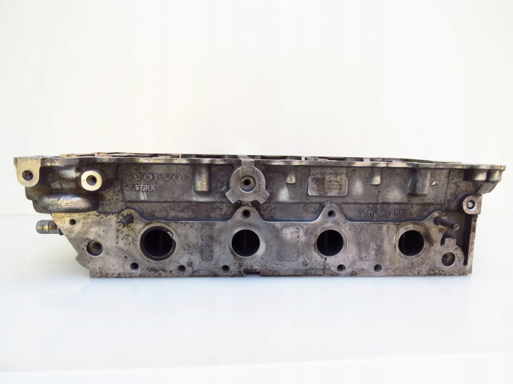 фото №11, Головка двигателя 31401431 volvo s60 v60 v40 s90 v90 xc60 xc90 2.0 d4