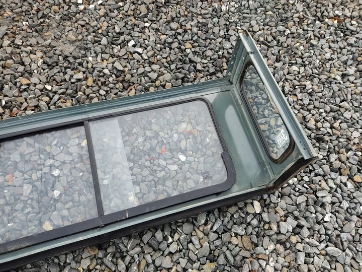 фото №7, Рамка надставка правая зад задняя крыло правый стекло defender 1999-2014