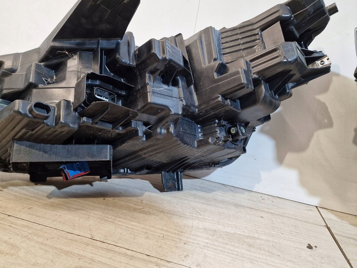 фото №13, Фари передні ford mustang mach e європа права ліва lj8b13e014 lj8b13015