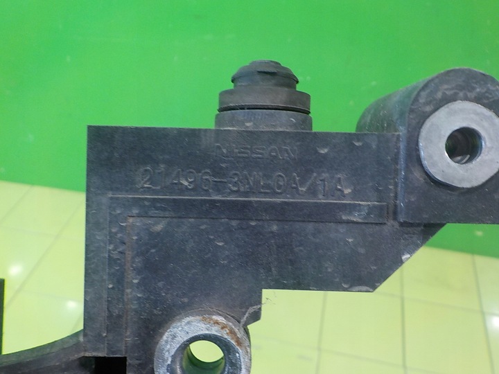 фото №7, Nissan leaf i рестайлинг aut 16r hb 5d pas переднее усилитель 21496-3nl0a