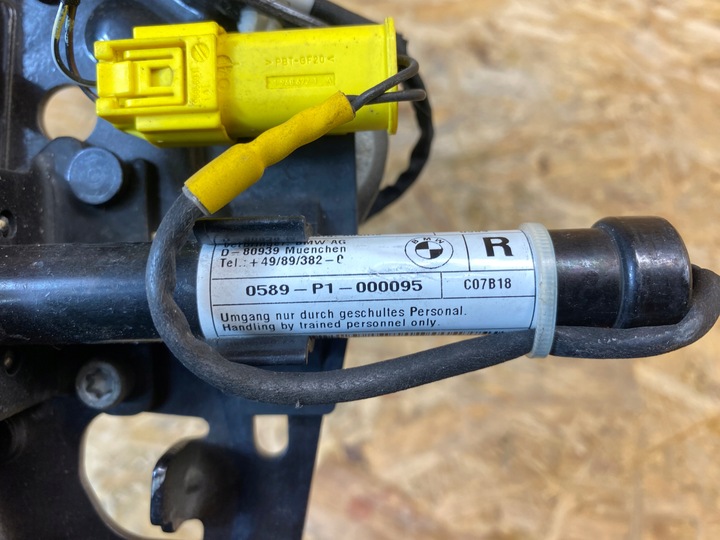 фото №9, Петля капота праві піротехнічний патрон / заряд bmw 5 g30 g31 7347408