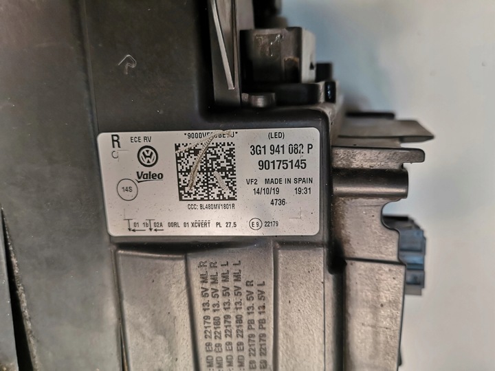 фото №11, Vw passat b8 лампа led правый перед 3g0941082p