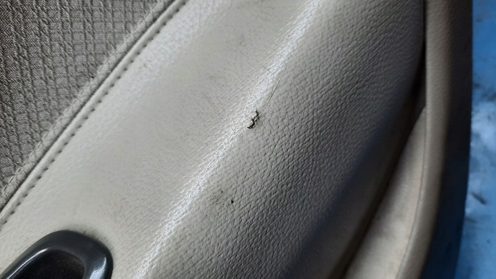 фото №12, Оббивка двері праві зад задні volvo s60 00-04r