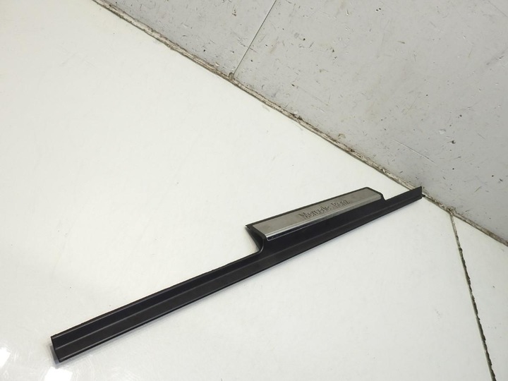 фото №7, Планка накладка порога праві перед mercedes w220 a2206801235