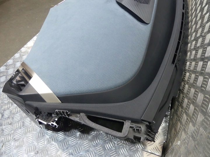 фото №10, Bmw ix i20 торпедо роздавальна консоль алькантара stonegrey 9631799 9630343