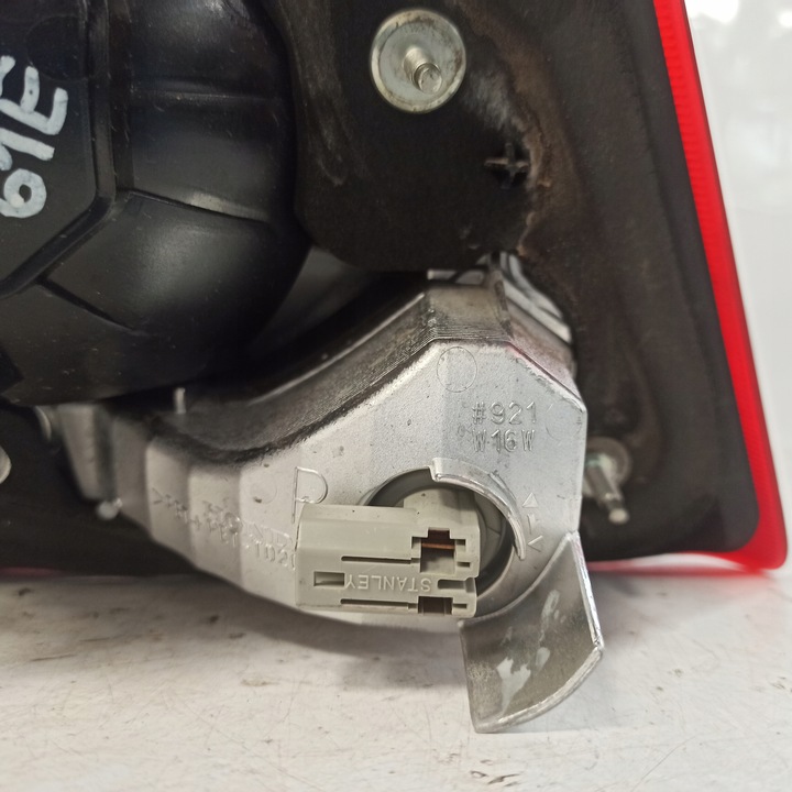 фото №9, Honda civic viii sedan лампа правий зад w кришка багажника stanley p8414r