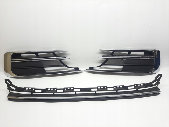 фото №1, Audi a8 d5 решётка бампера левая правая комплект 4n0807697 4n0807679a 80a