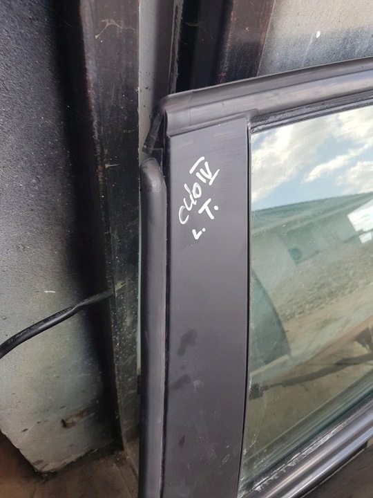 фото №4, Двері лівий зад hb clio iv tegne