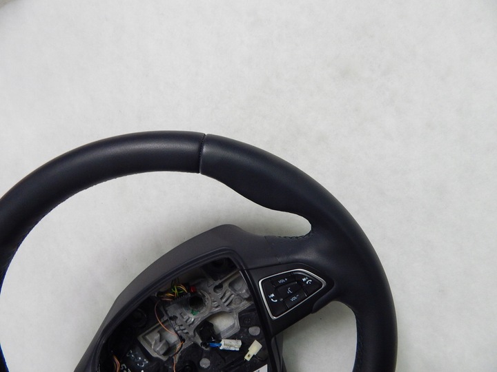 фото №6, Ford focus mk3 рестайлінг kuga ii рестайлінг c-max ii рестайлінг кермо з підігрівом круїз-контроль