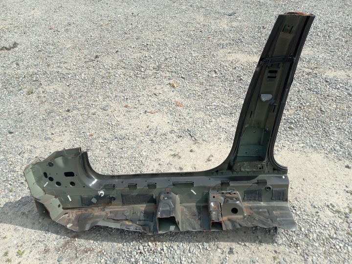 фото №5, Audi a4 b9 правая ножка стойка четверти правые перед