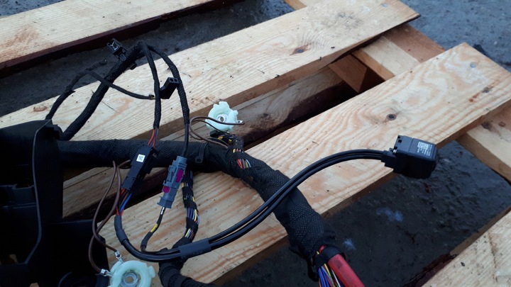 фото №10, A4 b9 рестайлинг камера жгут заднего хода зад 4m0980556a a5