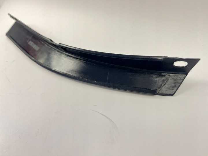 фото №13, Пластик защита стойка багажника правая mercedes w124 универсал тёмно-синий 1246920101