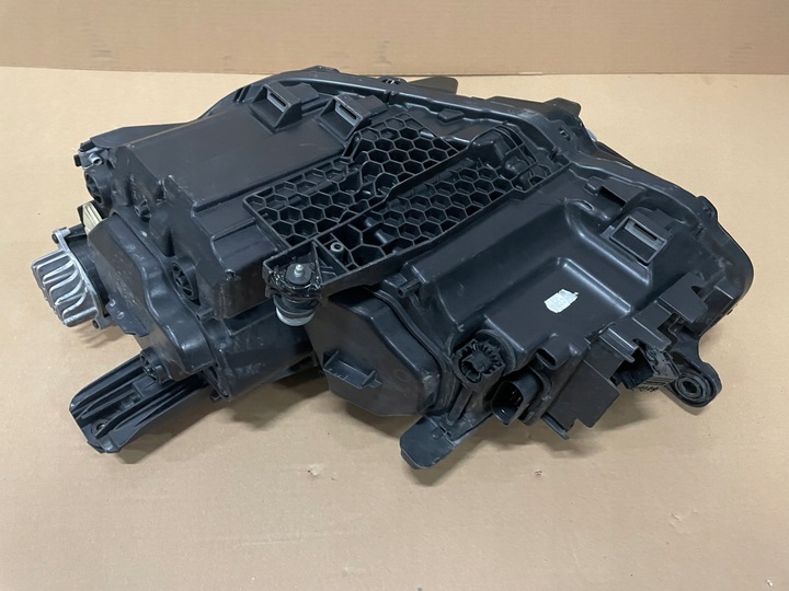 фото №10, Vw passat b8 рестайлинг лампа правая полный led правые iq light eur 3g1941082p