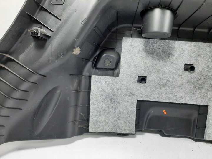 фото №15, Chevrolet captiva 2.0vcdi 16v awd 4x4 07r карта багажника ліва